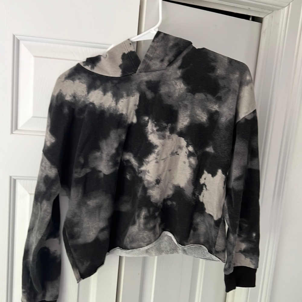 MATCHING ATHLEISURE SET - Picture 2 of 6